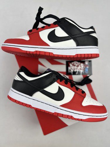 Nike SB Dunk Chicago EMB